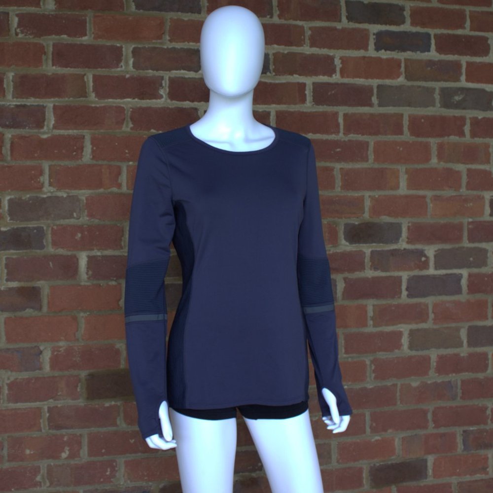 GapFit | Navy Long Sleeve Shirt | Thumb Holes | Slate Style 141345 | Size M